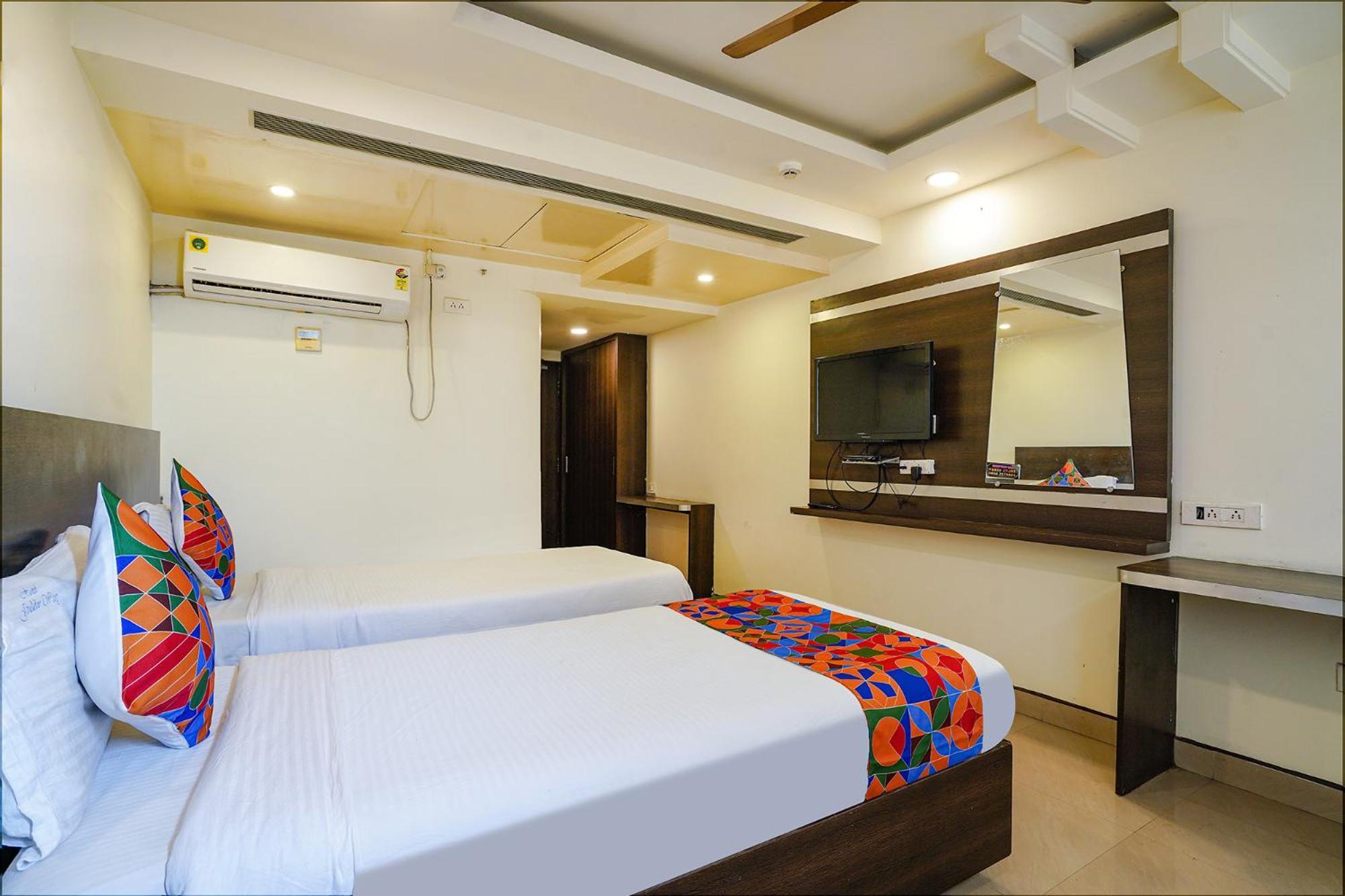 Fabhotel Golden Way Vijayawāda Exterior foto